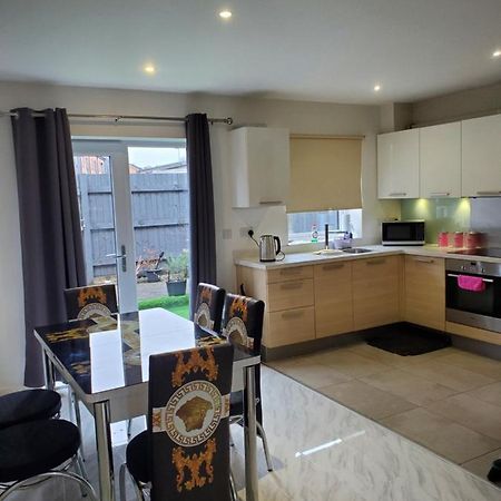 Beautiful & Elegant 2 Bed Room House Manchester Exteriér fotografie