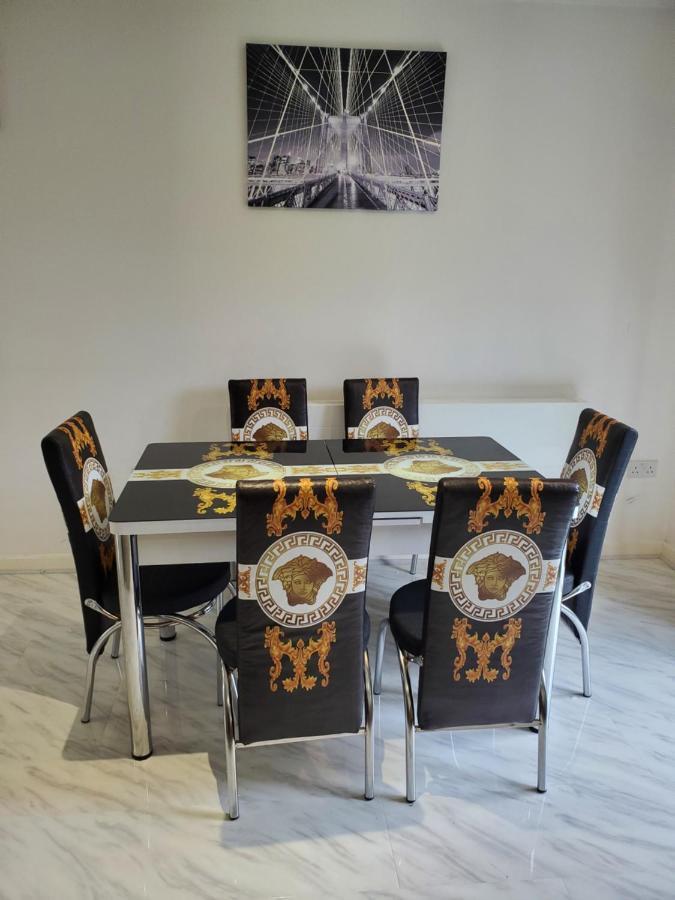 Beautiful & Elegant 2 Bed Room House Manchester Exteriér fotografie
